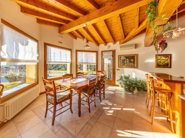casa indipendente in vendita a Fontanafredda in zona Vigonovo
