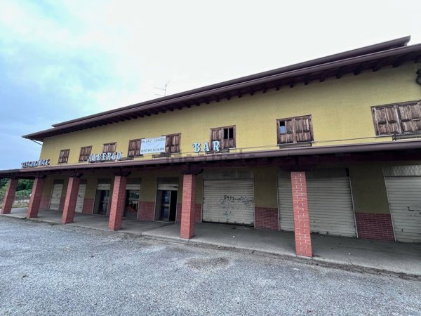 casa indipendente in vendita a Fontanafredda