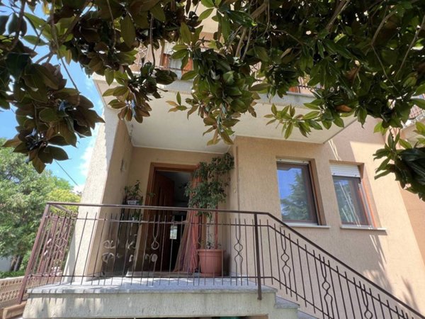 casa indipendente in vendita a Fontanafredda in zona Villadolt