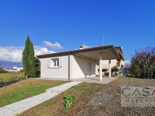 casa indipendente in vendita a Fontanafredda in zona Vigonovo