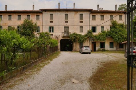 appartamento in vendita a Fontanafredda in zona Vigonovo