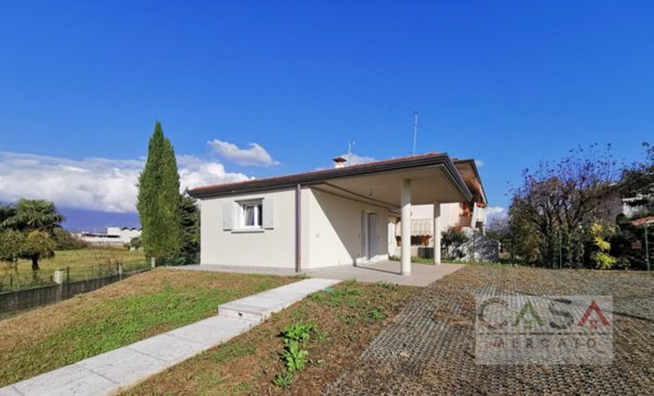 villetta a schiera in vendita a Fontanafredda in zona Vigonovo