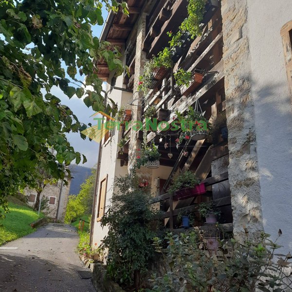 appartamento in vendita a Frisanco