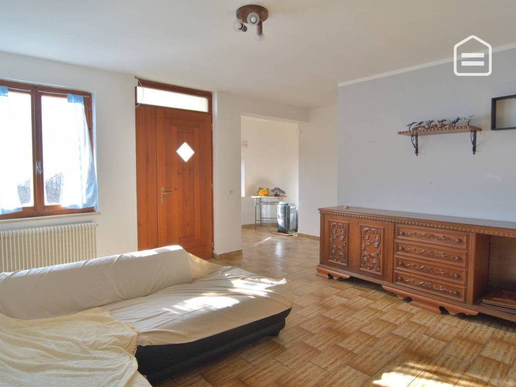 casa indipendente in vendita a Frisanco