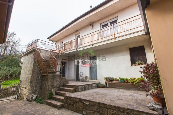 appartamento in vendita a Frisanco in zona Poffabro