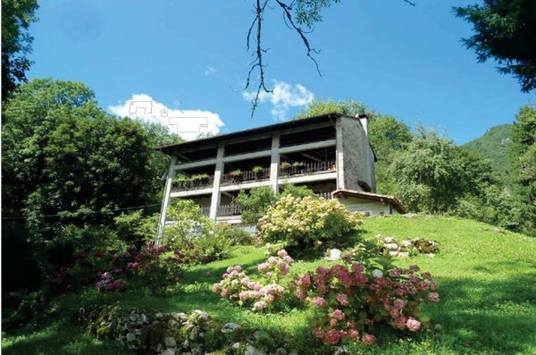 appartamento in vendita a Frisanco in zona Poffabro