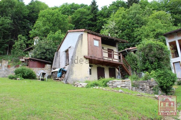 casa indipendente in vendita a Frisanco