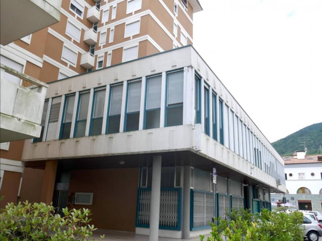 ufficio in vendita a Maniago