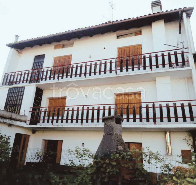 casa indipendente in vendita a Maniago