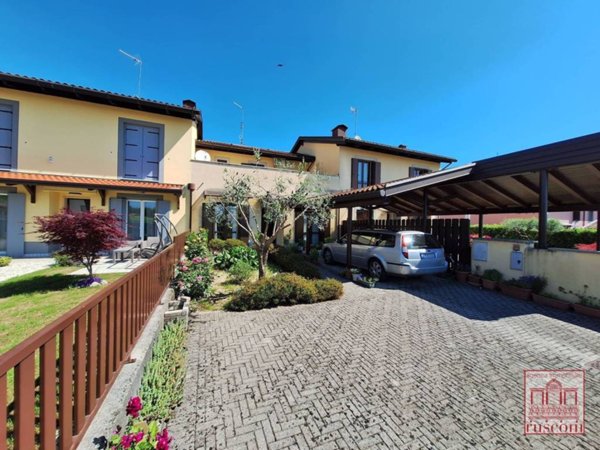 casa indipendente in vendita a Maniago