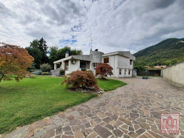 casa indipendente in vendita a Maniago