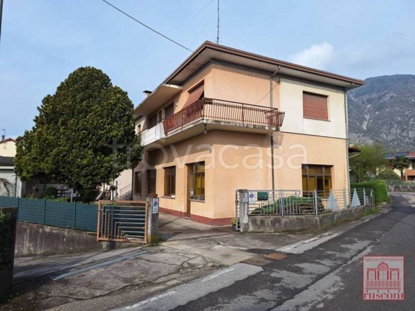 negozio in vendita a Maniago