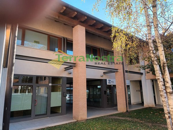 negozio in vendita a Maniago