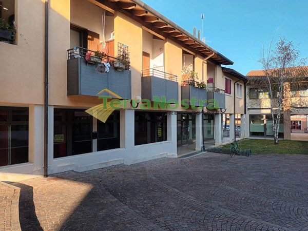negozio in vendita a Maniago