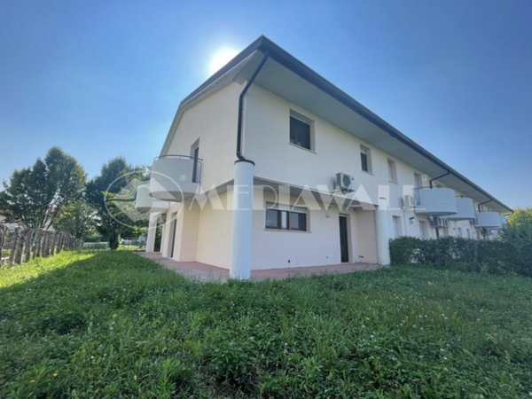 casa indipendente in vendita a Maniago