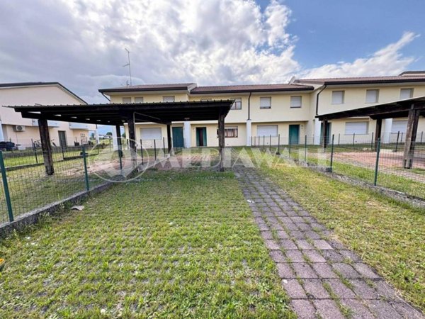 casa indipendente in vendita a Maniago