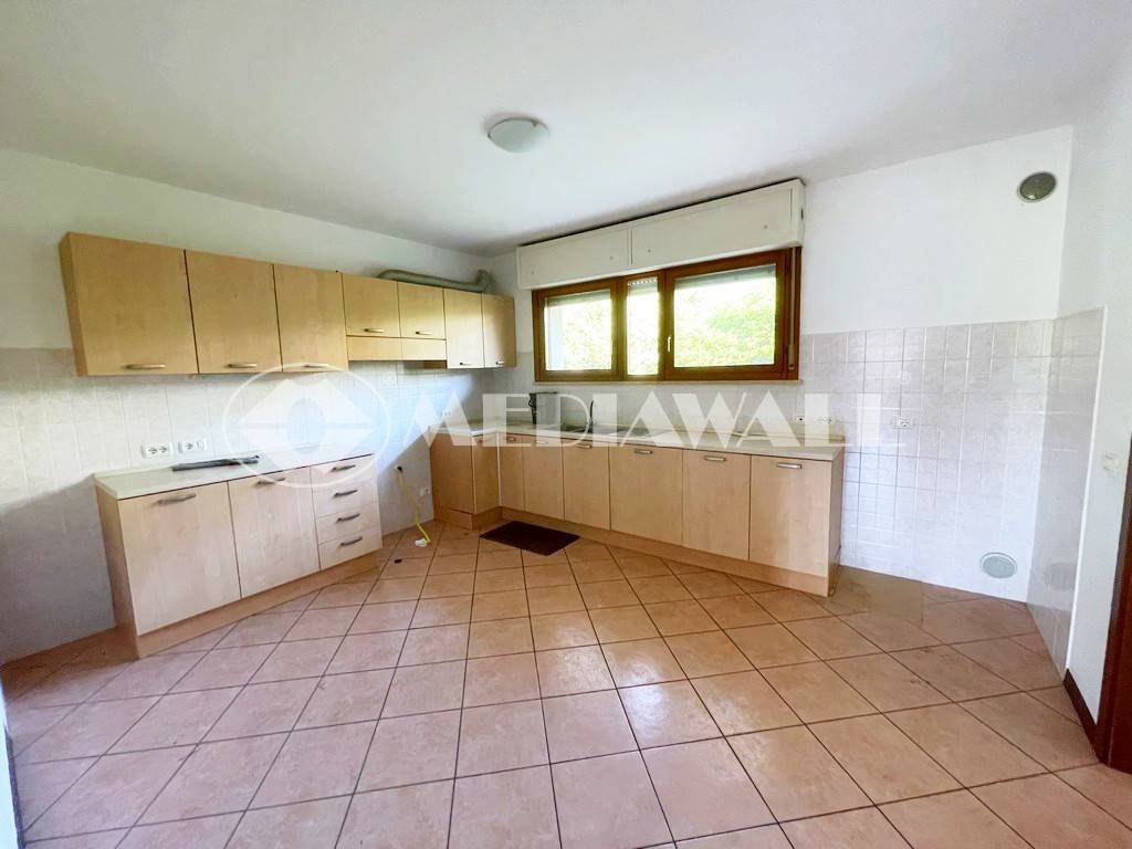 casa indipendente in vendita a Maniago