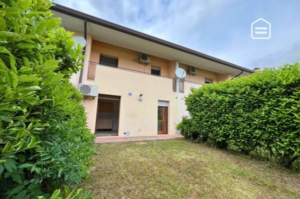 casa indipendente in vendita a Maniago