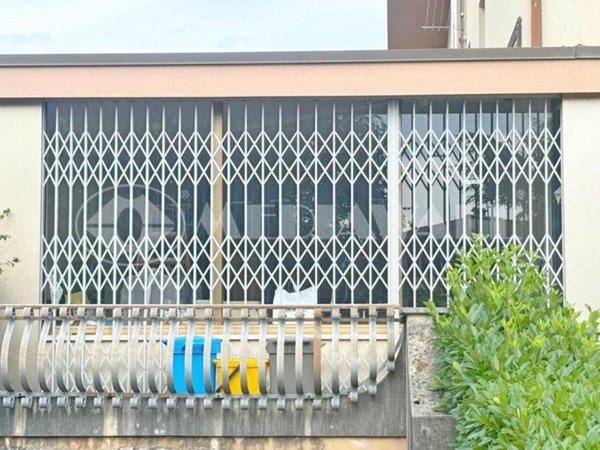 locale commerciale in vendita a Maniago