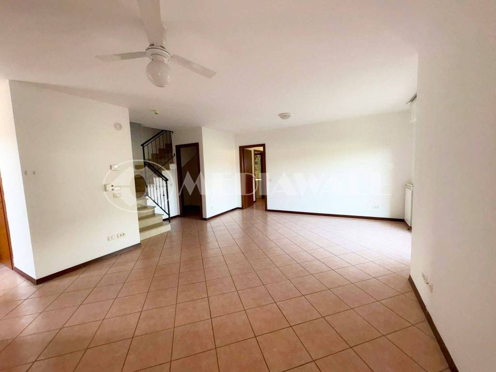 casa indipendente in vendita a Maniago