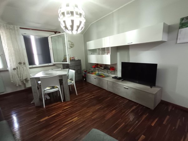 casa indipendente in vendita a Maniago