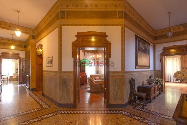 casa indipendente in vendita a Maniago