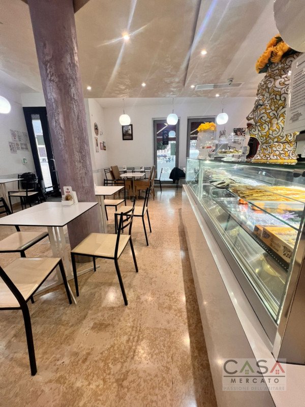 negozio in vendita a Maniago