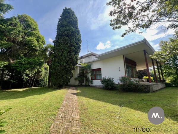 casa indipendente in vendita a Maniago