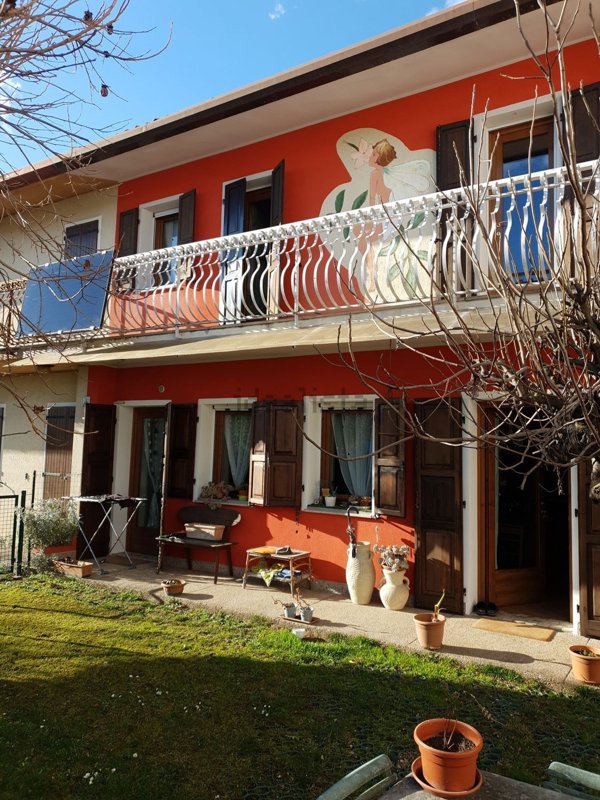 casa indipendente in vendita a Maniago