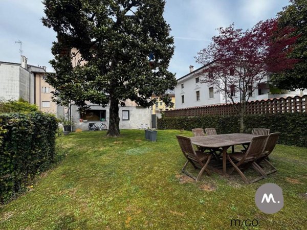 casa indipendente in vendita a Maniago