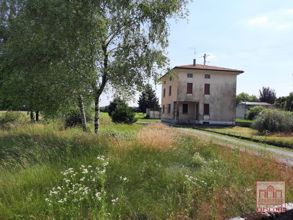 casa indipendente in vendita a Maniago