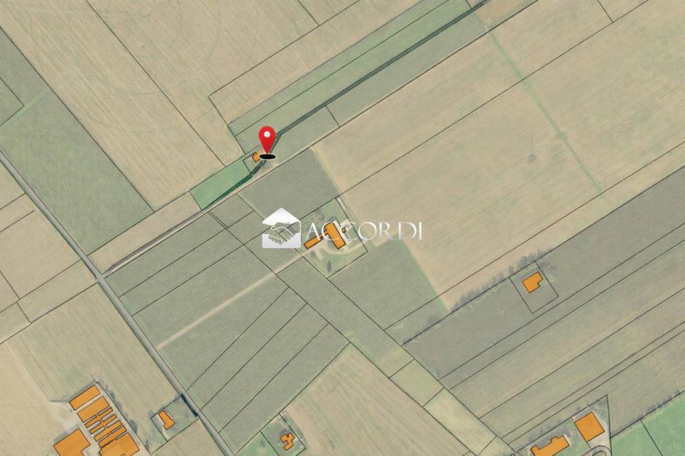 azienda agricola in vendita a Maniago in zona Campagna