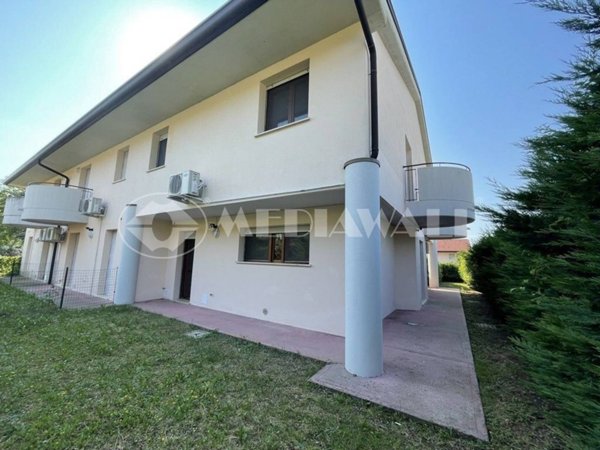 casa indipendente in vendita a Maniago