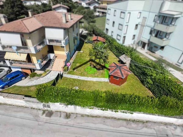 appartamento in vendita a Maniago