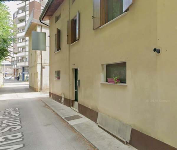 casa indipendente in vendita a Maniago