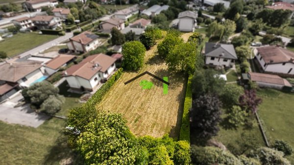 terreno edificabile in vendita a Maniago