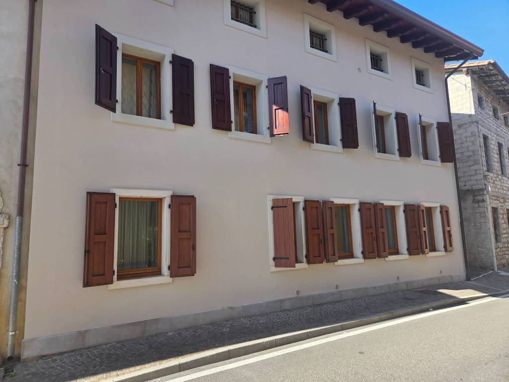 casa indipendente in vendita a Maniago