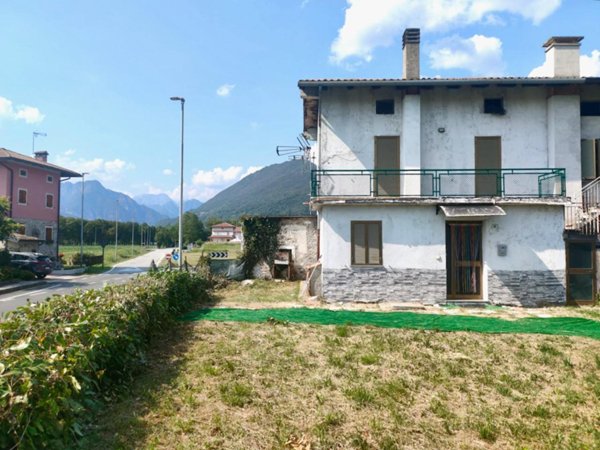 casa indipendente in vendita a Meduno