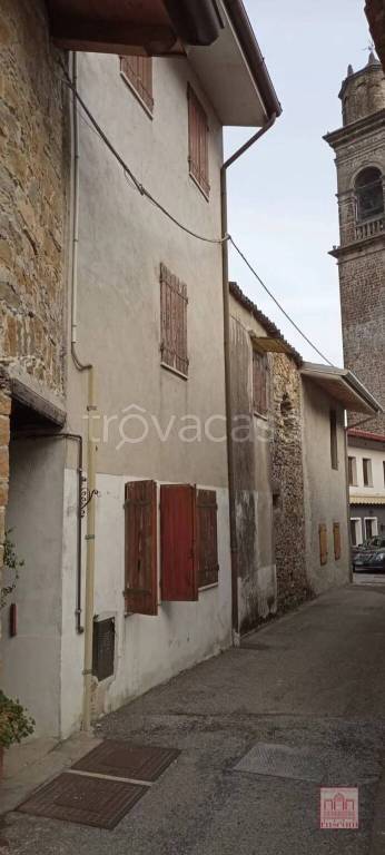 casa indipendente in vendita a Meduno in zona Navarons