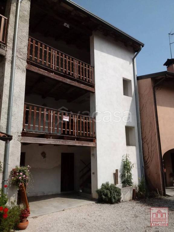 casa indipendente in vendita a Meduno in zona Navarons