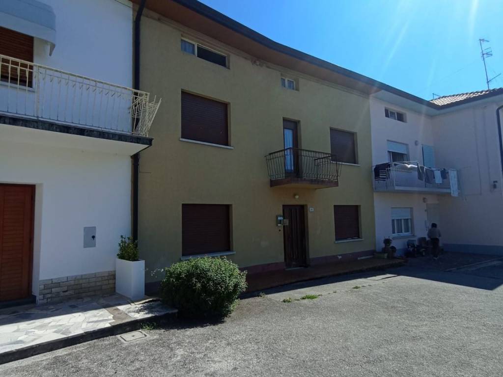 casa indipendente in vendita a Meduno