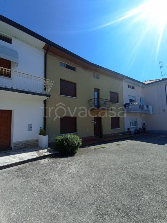 casa indipendente in vendita a Meduno
