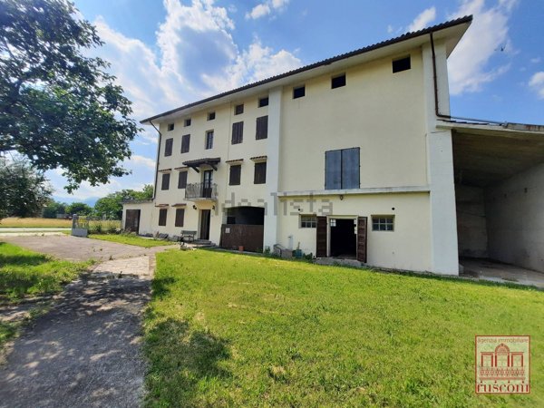 casa indipendente in vendita a Meduno