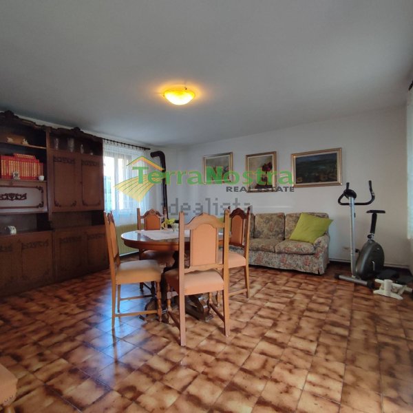 casa indipendente in vendita a Montereale Valcellina in zona Malnisio