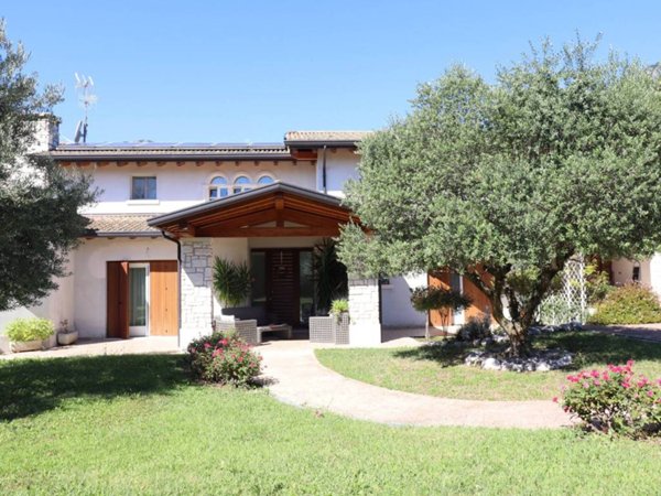 casa indipendente in vendita a Montereale Valcellina