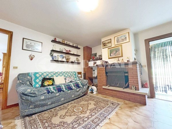 casa indipendente in vendita a Montereale Valcellina in zona Grizzo