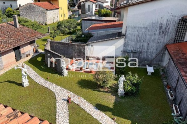 casa indipendente in vendita a Montereale Valcellina