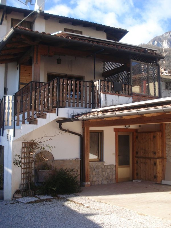 casa indipendente in vendita a Montereale Valcellina