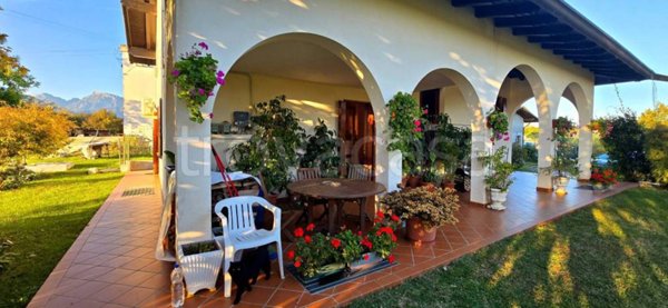 casa indipendente in vendita a Montereale Valcellina