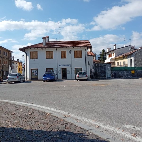 casa indipendente in vendita a Montereale Valcellina